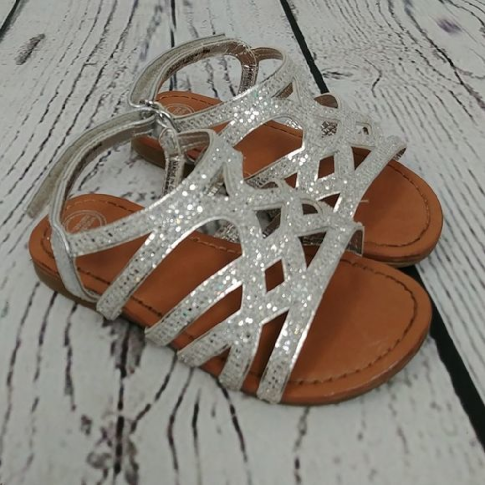 Wonder Nation Silver Glitter Sandals‎